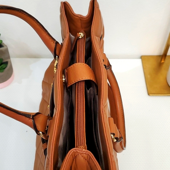NWT Michael Kors Hamilton Quilt Large Tote🤎🤎🤎 - Picture 10 of 15